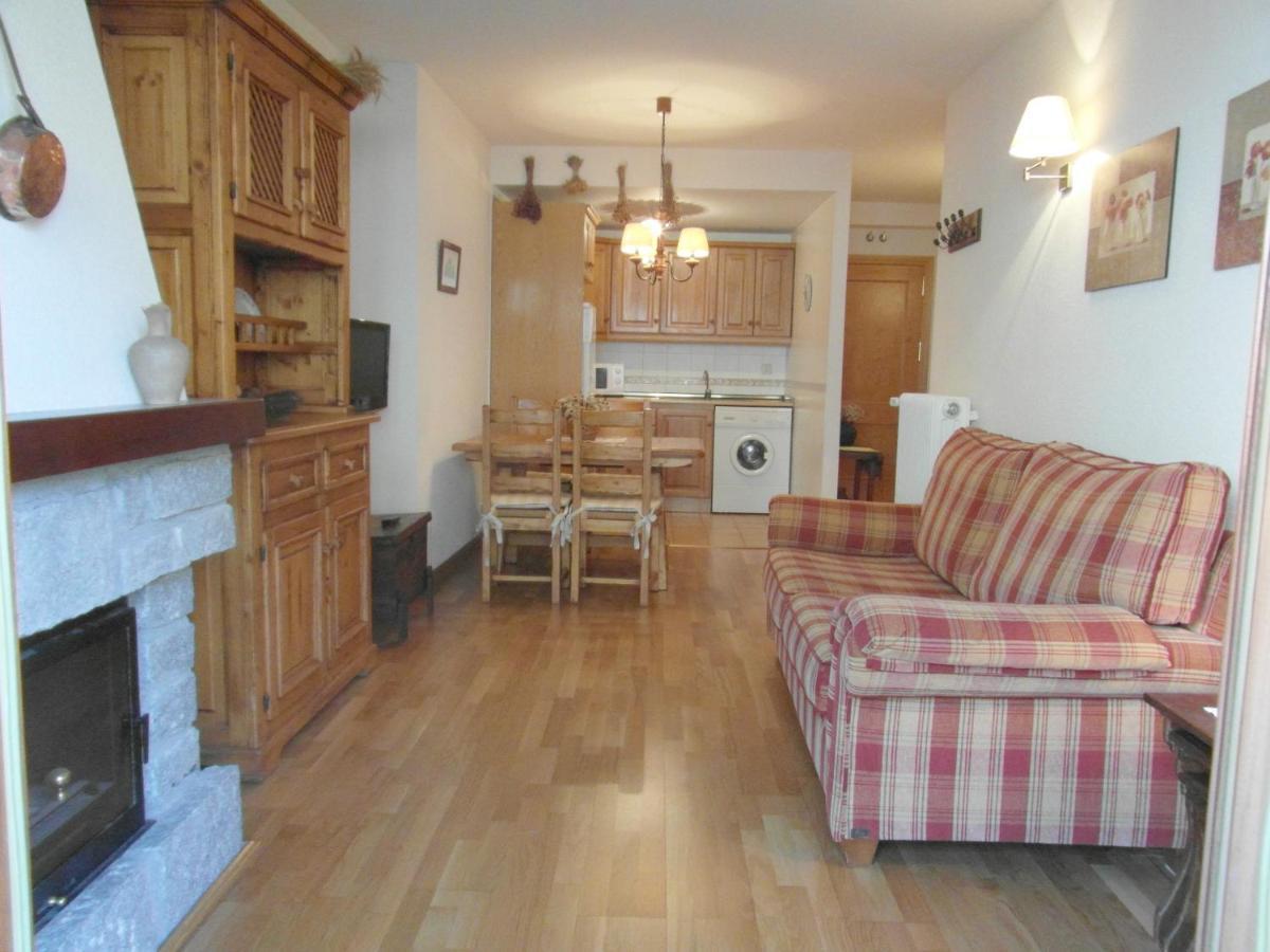 Apartmán B25 - La Granja, Bajo Con Jardin - Villmor Benasque Exteriér fotografie